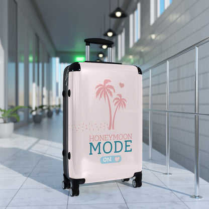 Honeymoon Mode Koffer Rosa – Hartschalen Carry-On | leicht, stabil & TSA-Schloss