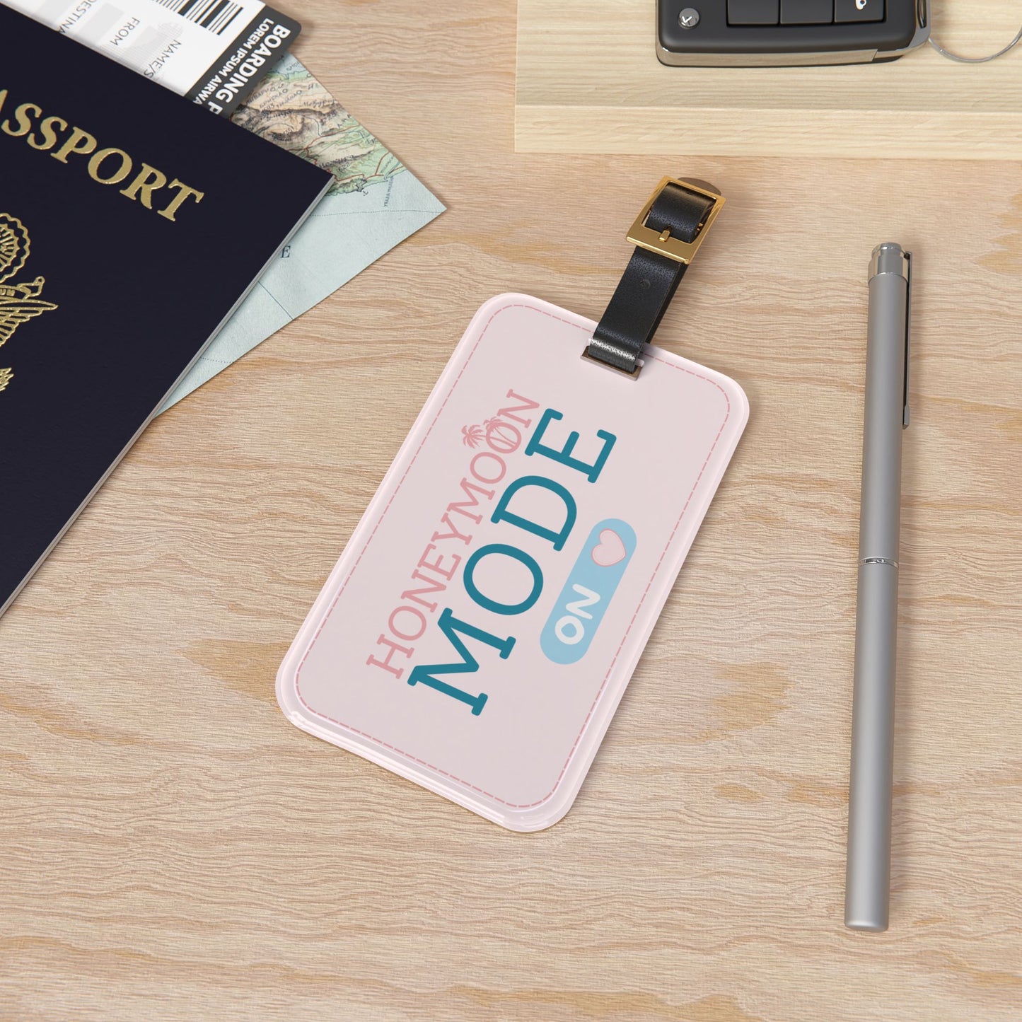 🏷️ Honeymoon Mode Kofferanhänger – Rosa