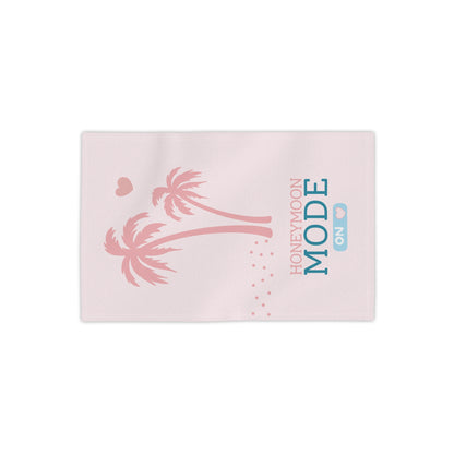 🏖️ Honeymoon Mode Premium-Strandtuch – Rosa