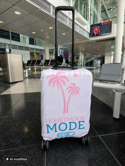 🧳 Honeymoon Mode Kofferhülle – Stretch Luggage Cover | Rosa